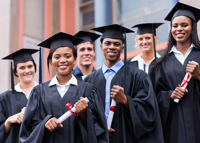 Fully Funded Queen Elizabeth Commonwealth Scholarship for International Students 2024/2025: Your Passport to a Brighter Future